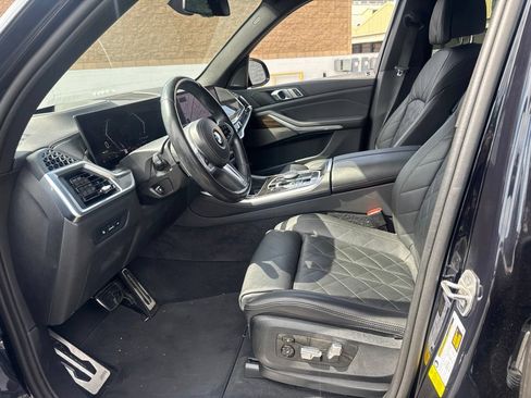 Used 2024 BMW X5 sDrive40i w/ M Sport Package RWD image 12