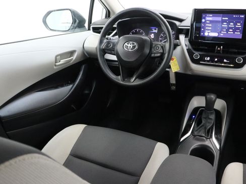Used 2024 Toyota Corolla LE FWD image 27