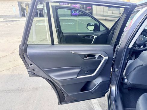 Used 2023 Toyota RAV4 LE FWD image 17