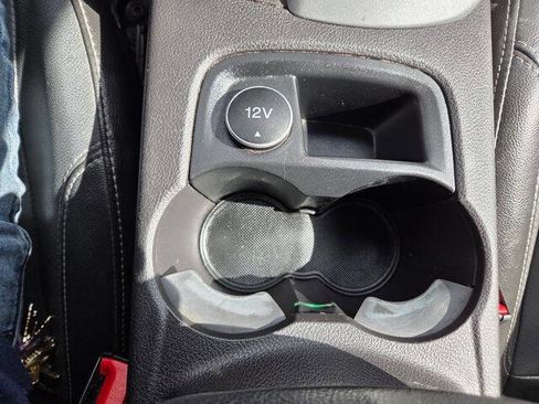 Used 2014 Ford Focus SE w/ Equipment Group 201A FWD image 27