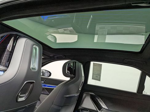 New 2026 BMW 740i xDrive image 8