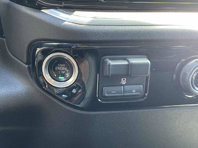 Certified 2024 Chevrolet Silverado 2500 LT AWD/4WD image 17