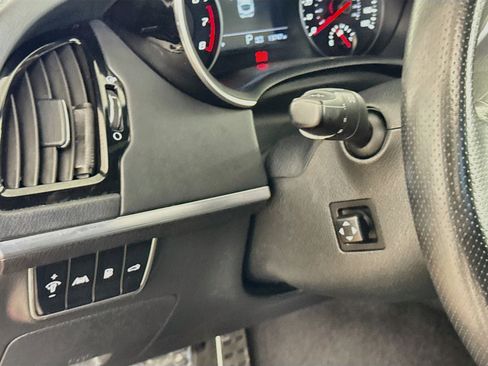 Used 2023 Kia Stinger GT2 RWD image 12