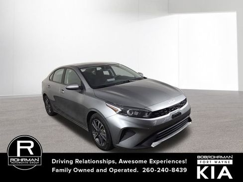 Certified 2024 Kia Forte LXS image 4