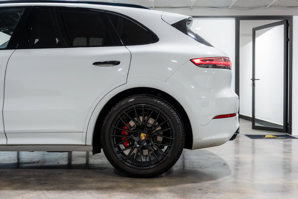 Used 2021 Porsche Cayenne GTS AWD/4WD image 24