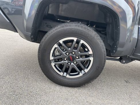 Certified 2025 Toyota Tacoma TRD Sport AWD/4WD image 12