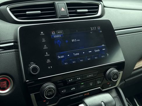 Used 2017 Honda CR-V Touring image 18