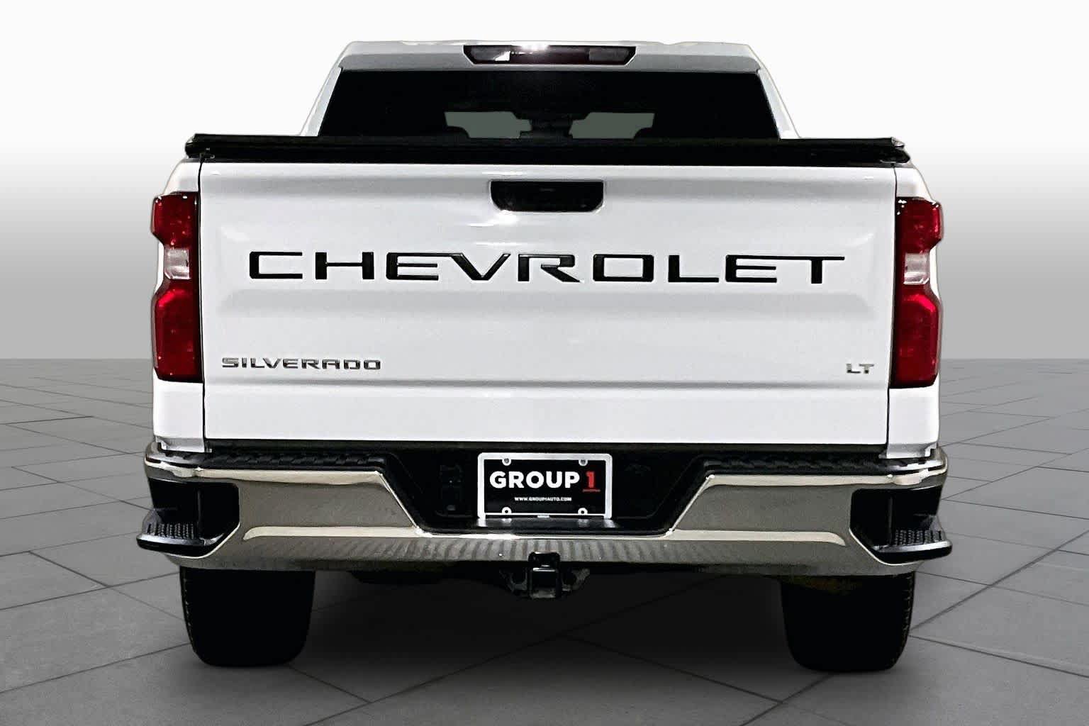 Used 2023 Chevrolet Silverado 1500 LT AWD/4WD image 4
