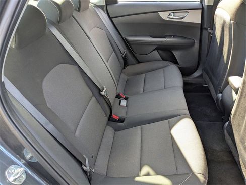 Used 2024 Kia Forte LXS image 32