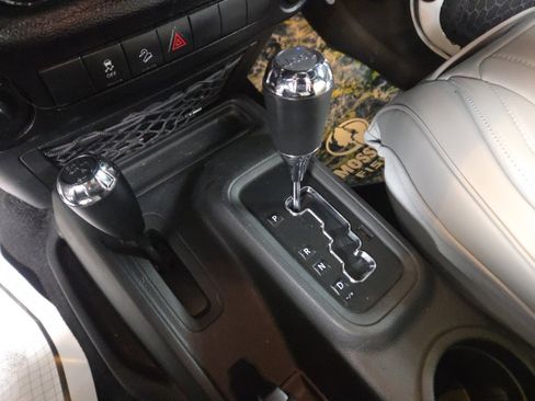 Used 2016 Jeep Wrangler Unlimited Sport w/ Quick Order Package 24S image 31