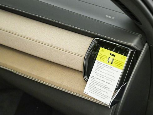 New 2026 Volvo XC90 B6 Ultra w/ Protection Package AWD/4WD image 17