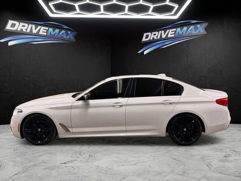 Used 2019 BMW M550i xDrive w/ Dynamic Handling Package AWD/4WD image 8