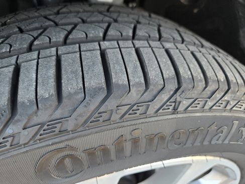 Used 2026 BMW X5 xDrive50e w/ Climate Comfort Package image 46