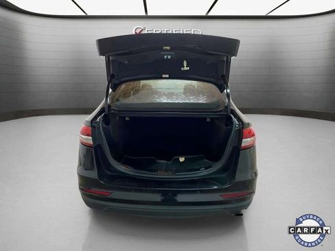 Used 2019 Ford Fusion SE image 7