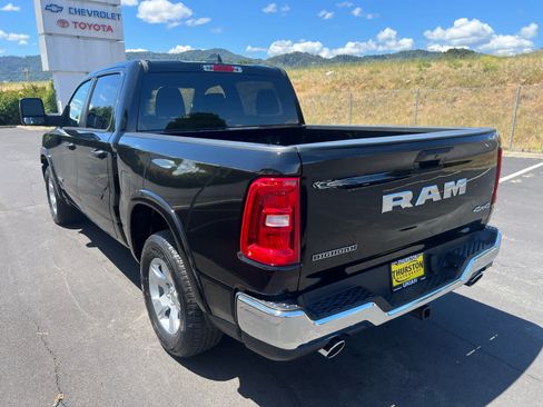 Used 2025 RAM 1500 Big Horn w/ Trailer Tow Group AWD/4WD image 8