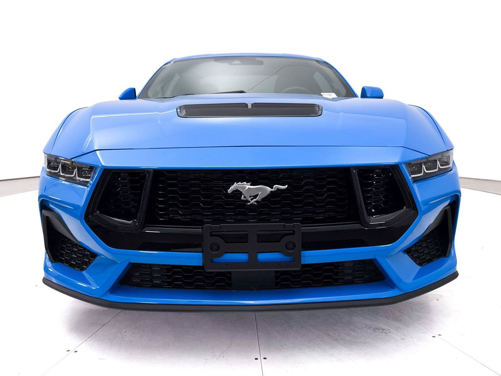 Used 2024 Ford Mustang GT RWD image 13