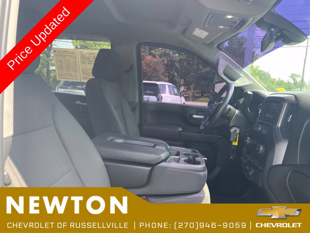 Used 2022 Chevrolet Silverado 2500 Custom w/ Custom Value Package AWD/4WD image 20