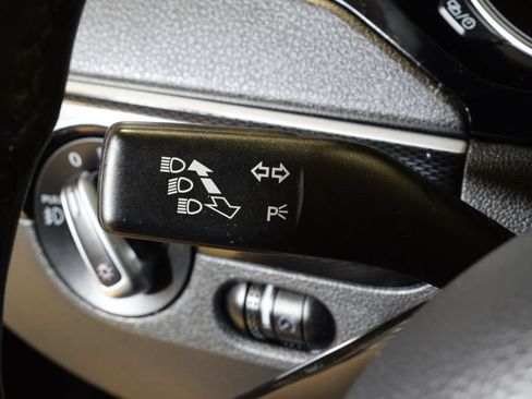 Used 2018 Volkswagen Jetta Sport FWD image 16