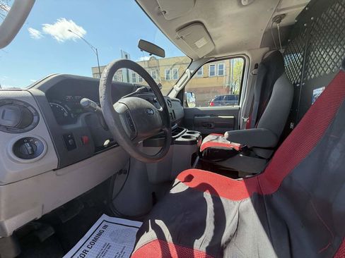 Used 2011 Ford E-150 and Econoline 150 w/ PWR Group image 14