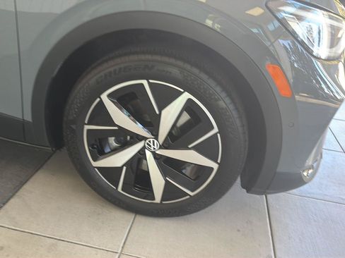 Used 2023 Volkswagen ID.4 Pro S RWD image 10