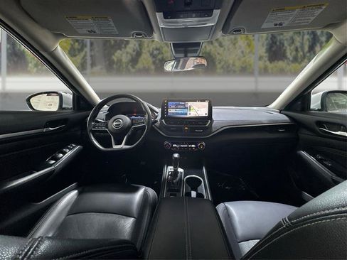 Used 2023 Nissan Altima 2.5 SL FWD image 25