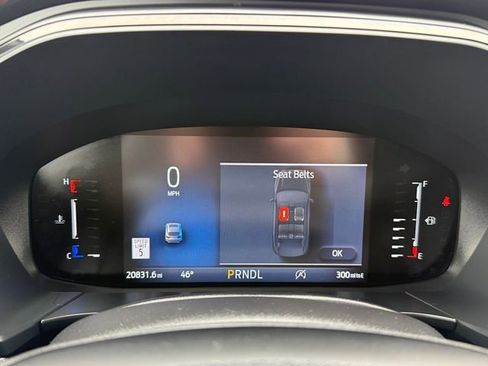 Certified 2024 Ford Escape ST-Line w/ Tech Pack #1 AWD/4WD image 16