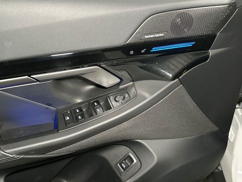 Used 2024 BMW 530i xDrive image 19