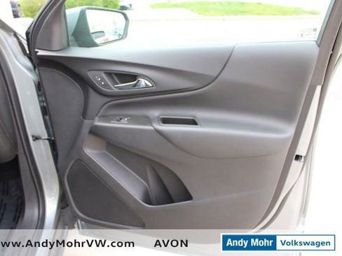 Used 2024 Chevrolet Equinox LT FWD image 24