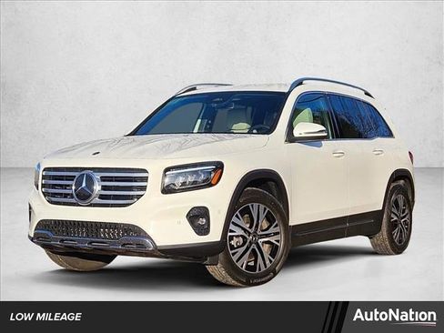 Certified 2025 Mercedes-Benz GLB 250 image 1