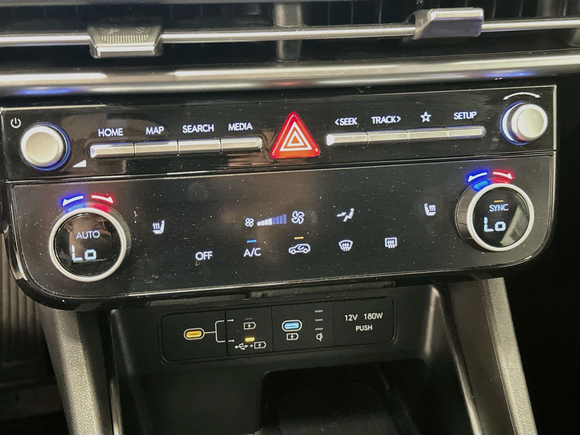 Used 2025 Hyundai Tucson SEL AWD/4WD image 24