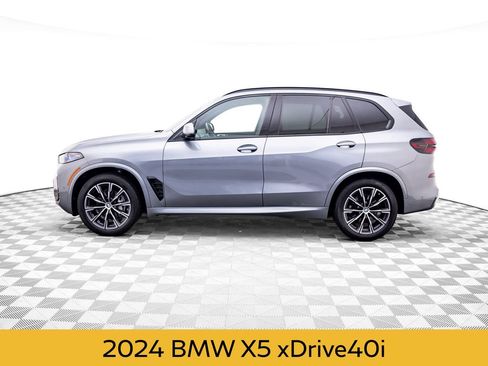 Used 2024 BMW X5 xDrive40i w/ M Sport Package AWD/4WD image 2