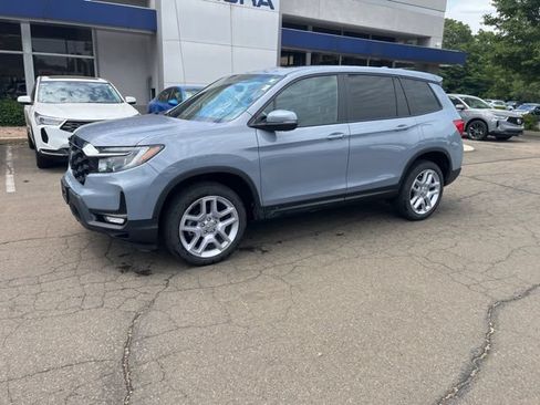 Used 2025 Honda Passport EX-L image 42