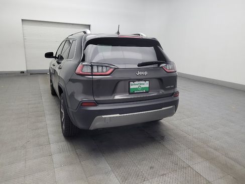 Used 2019 Jeep Cherokee Limited FWD image 5