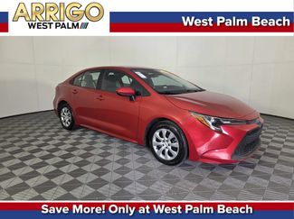 Used 2020 Toyota Corolla LE FWD video 1
