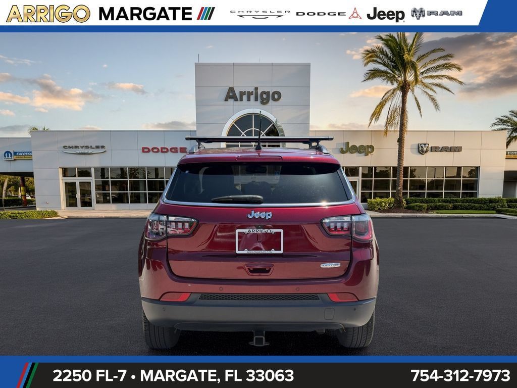 Used 2022 Jeep Compass Latitude w/ Convenience Group FWD image 6