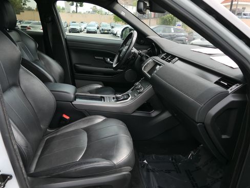 Used 2018 Land Rover Range Rover Evoque Landmark Edition image 26