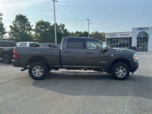 Used 2024 RAM 2500 Laramie AWD/4WD image 6