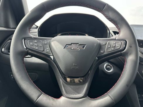 Certified 2024 Chevrolet Equinox RS FWD image 19
