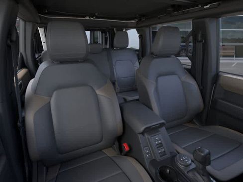 New 2025 Ford Bronco Big Bend image 10