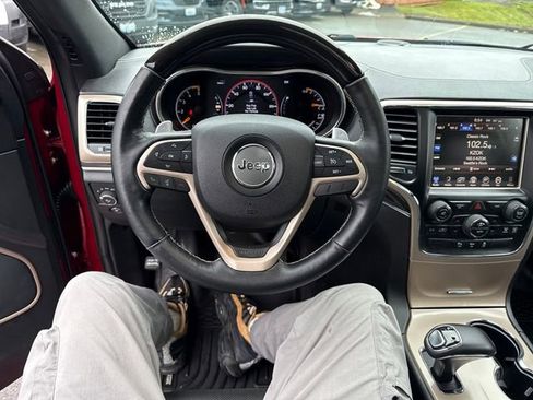Used 2015 Jeep Grand Cherokee Overland image 19