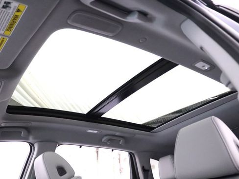 Certified 2026 Acura MDX SH-AWD w/ Technology Package image 27