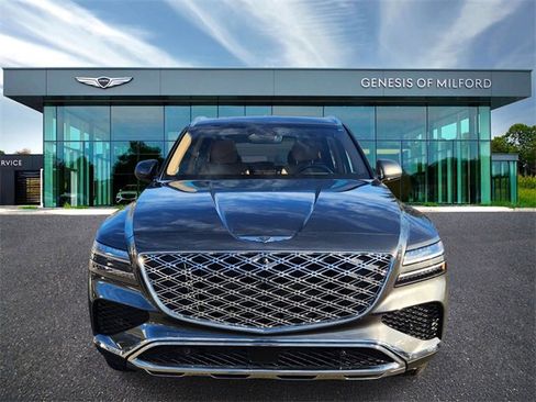Used 2025 Genesis GV80 2.5T Prestige image 2