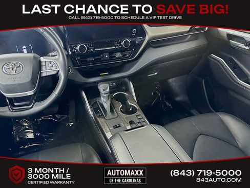Used 2023 Toyota Highlander Limited FWD image 20