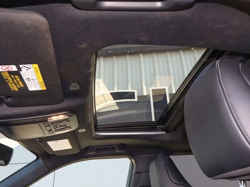 Used 2024 Toyota Highlander XSE image 8