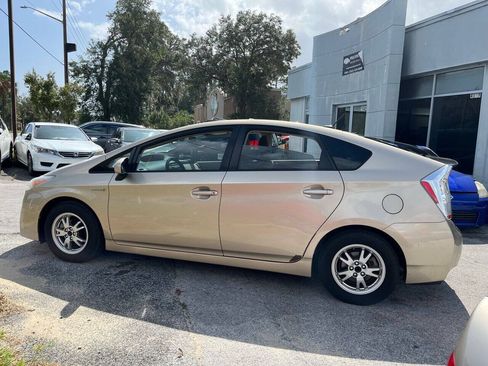 Used 2010 Toyota Prius FWD image 9