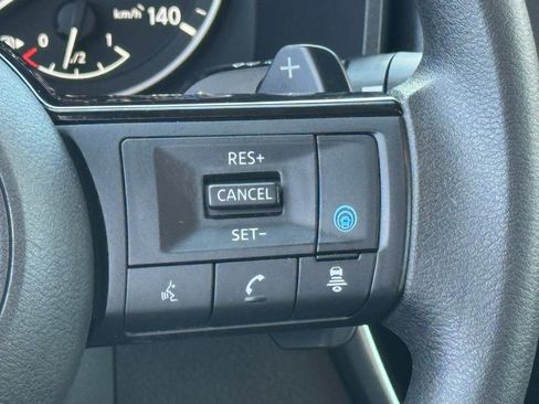 Certified 2023 Nissan Rogue SV image 16