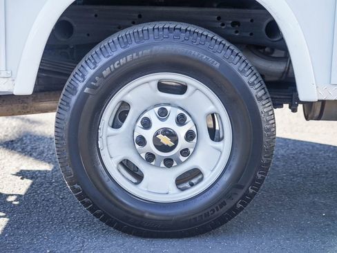 Used 2019 Chevrolet Silverado 2500 W/T w/ WT Convenience Package image 14