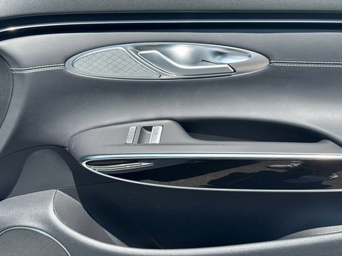 New 2026 Genesis GV70 2.5T AWD/4WD image 16