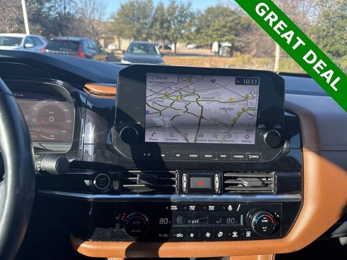 Used 2023 Nissan Pathfinder Platinum image 25