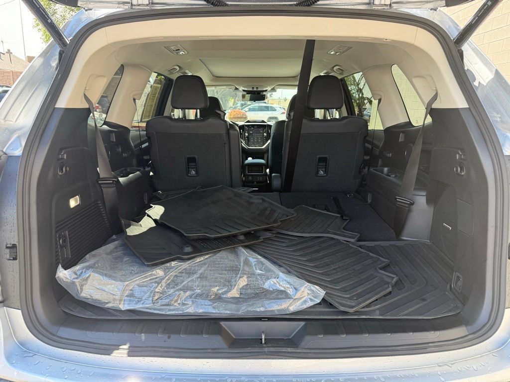 Used 2025 Subaru Ascent Bronze Edition w/ Popular Package #2 AWD/4WD image 28